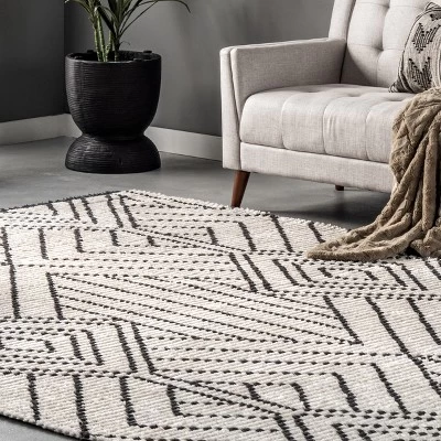 NuLOOM Tatiana Soft Shaggy Textured Modern Diamond Fringe Area Rug - Image 8
