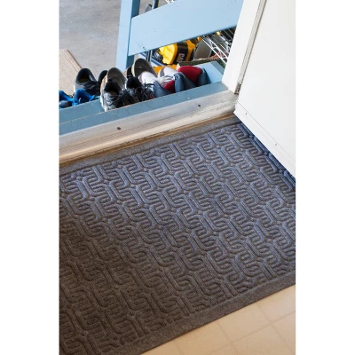 1'9" X 2'9" Geometric Indoor/Outdoor Doormat Gray - Entryways